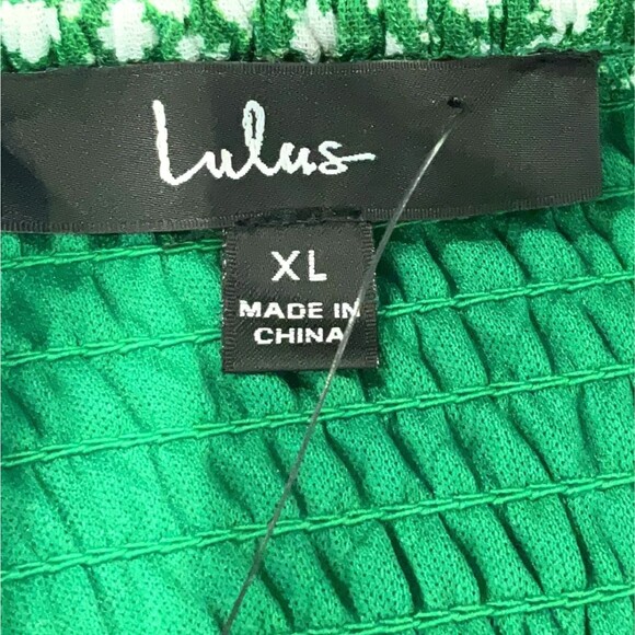 Lulus Floral Smocked Romper Size XL Darling Option Green Sleeveless Pockets NEW - Picture 8 of 9